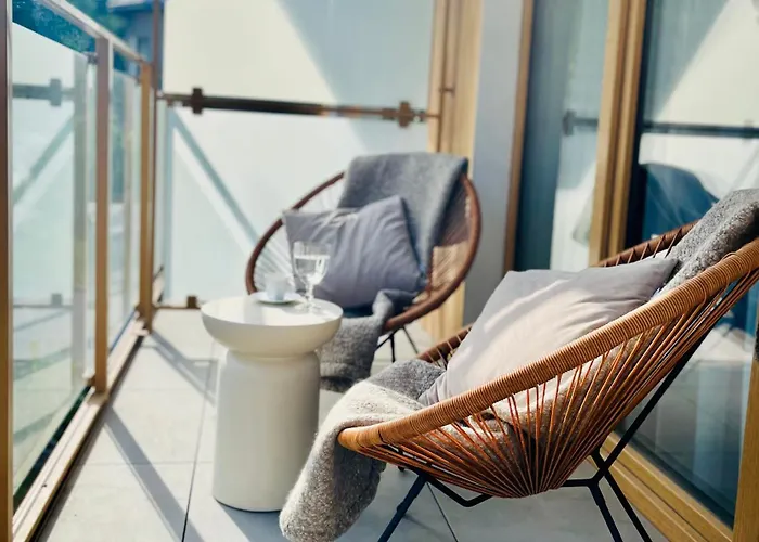 Flowers & Cinnamon Mariental * 斯克拉斯卡波伦巴