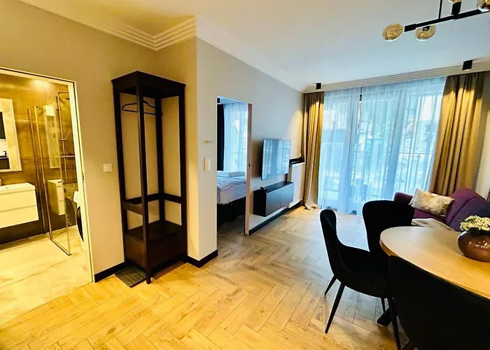 Flowers & Cinnamon Mariental 公寓 斯克拉斯卡波伦巴