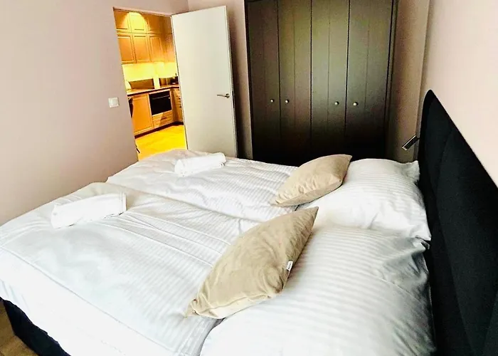 Flowers & Cinnamon Mariental * 斯克拉斯卡波伦巴