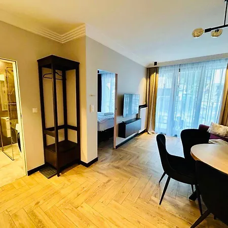 Flowers & Cinnamon Mariental Daire Szklarska Poreba